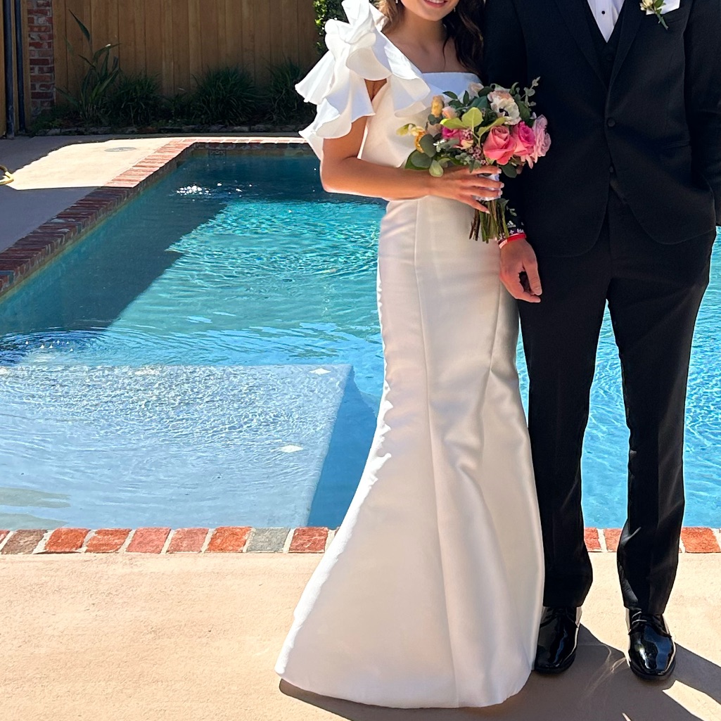 White Prom Dress With Ruffle Sleeve.